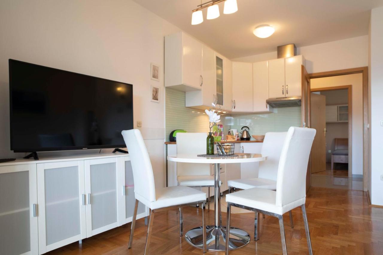 Apartman Adriatic Sea Promajna Eksteriør bilde