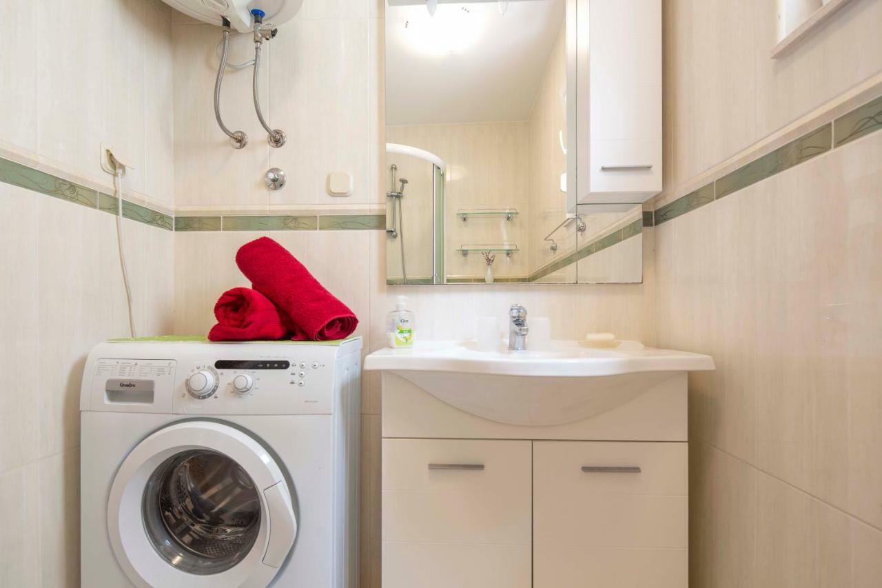 Apartman Adriatic Sea Promajna Eksteriør bilde